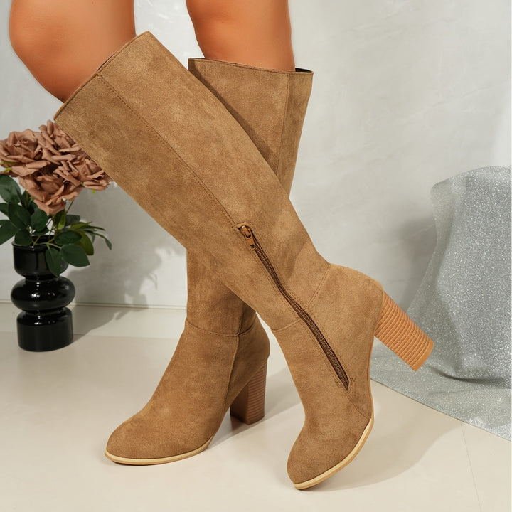 Aaliyah | Elegant knee-high boots with pointed toes and block heels