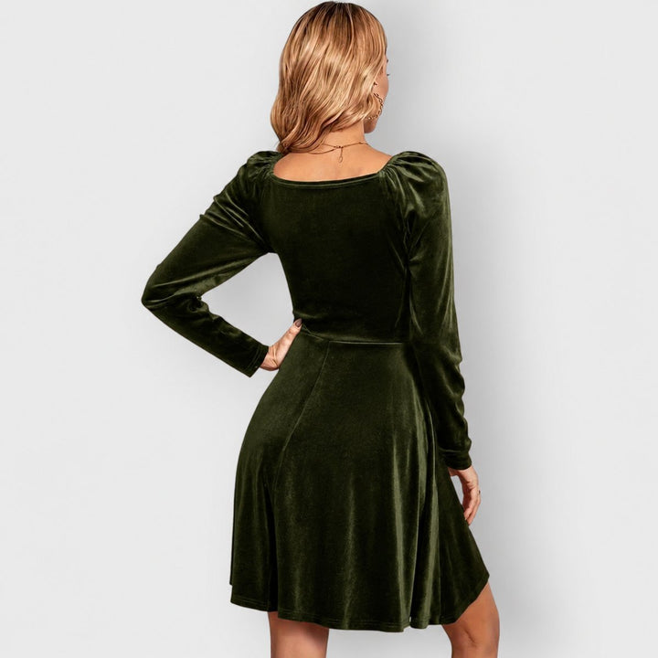 Mia | Samtkleid – Elegantes Festliches Skater-Design für Damen
