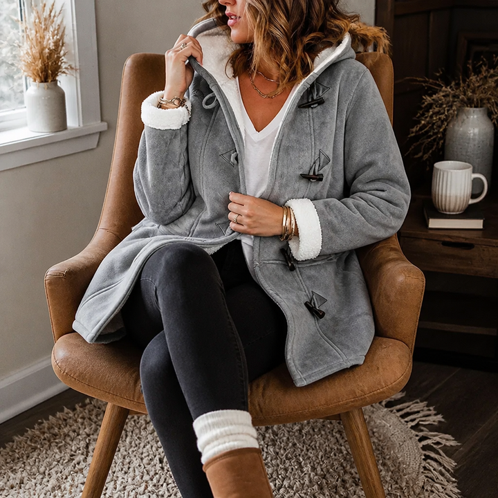 Plushbelle | Wintermantel mit Kapuze – Plüschfutter für Damen