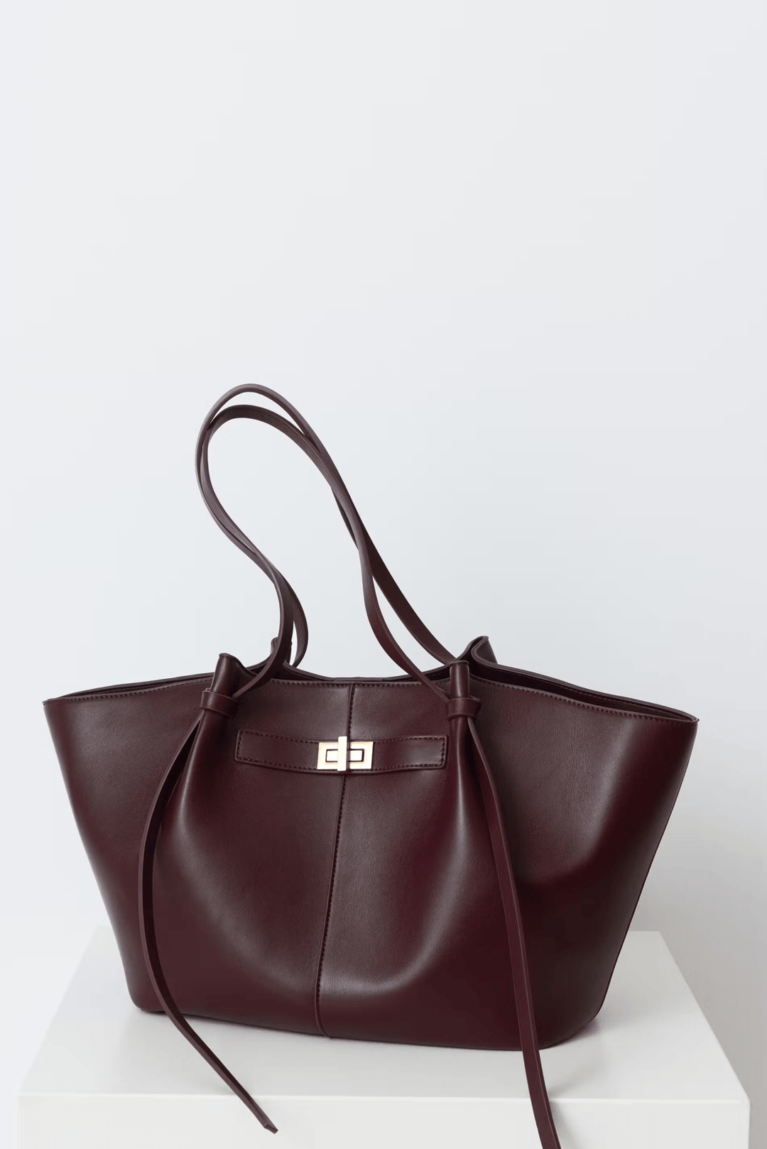 Katia | Structured Shopper Bag – Elegant Timeless Style