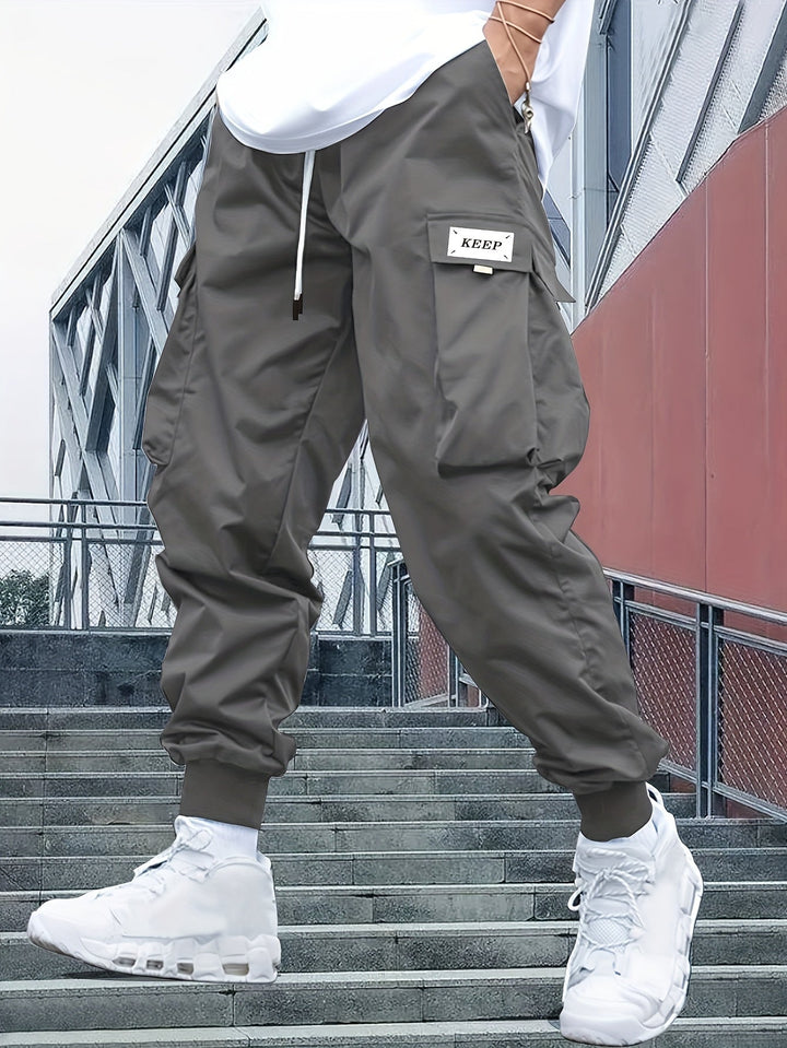 David | Modern and Functional Cargo Pants