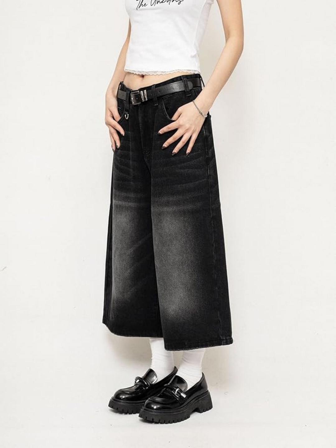 Mia | Retro Denim Culottes: Wide-Leg Trousers for a Striking Streetwear Look