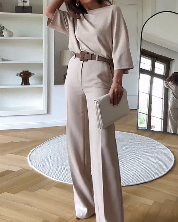 Christin | Elegant and Sophisticated Two-Piece Set for Special Occasions