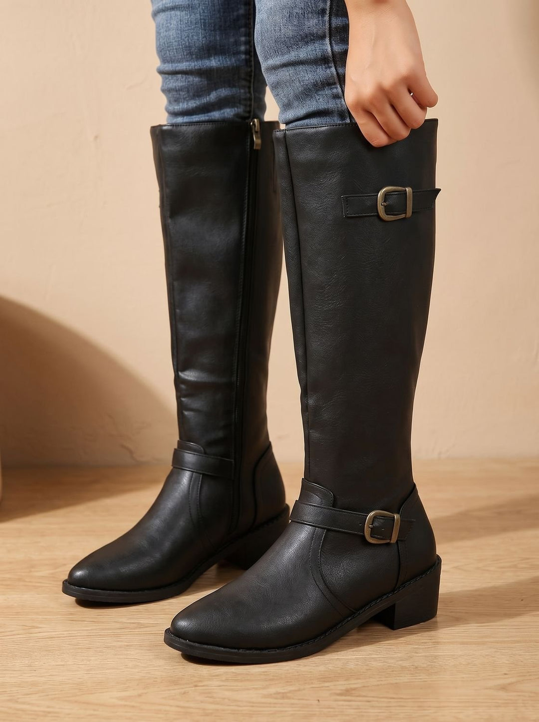 Grace | Kniehohe Stiefel mit Doppelschnalle für Frauen
