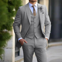 Stephan | Refined wedding suit in a classic three-piece style