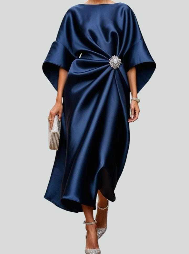 Nora | Midi Abendkleid – Elegantes Satin mit Fledermausärmeln