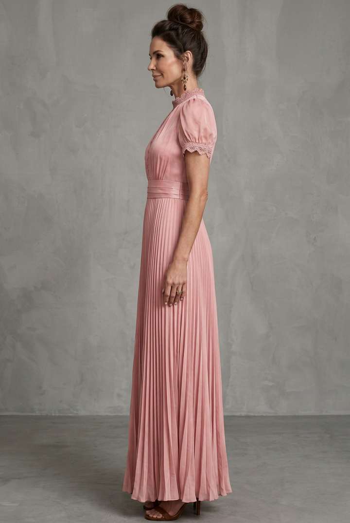 Elara | Maxikleid mit Spitzenbesatz und Falten
