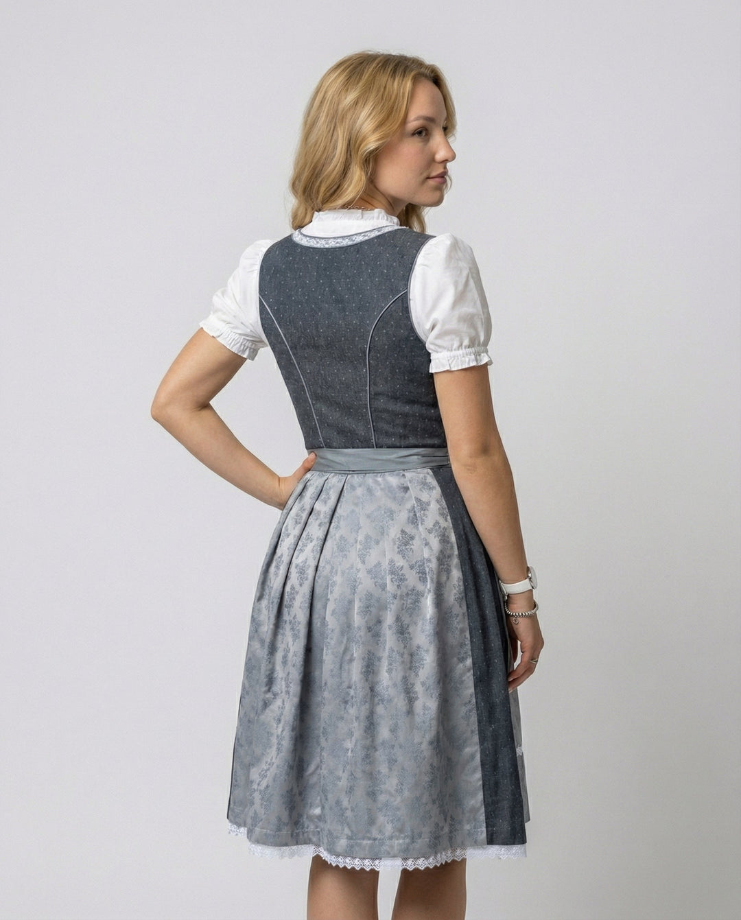 Sophie | Elegantes Und Traditionelles Dirndl Kleid Für Das Oktoberfest